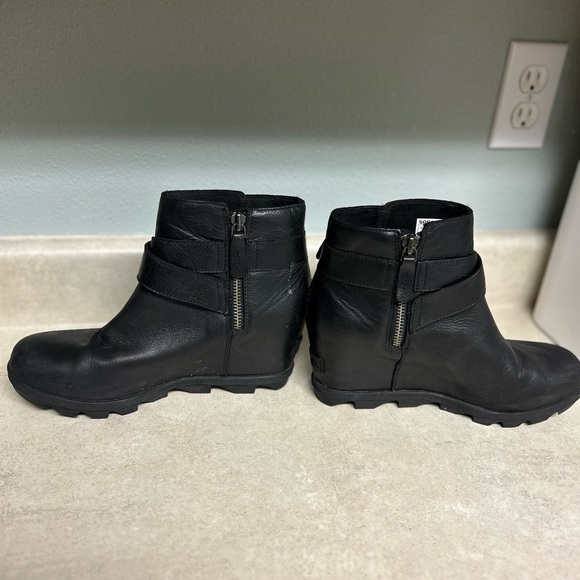 Sorel Joan of Arc II Black Leather Ankle Boots size 10 - Picture 2 of 6